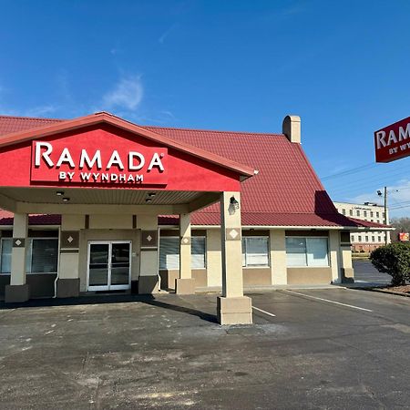 Ramada By Wyndham Lumberton Exterior foto