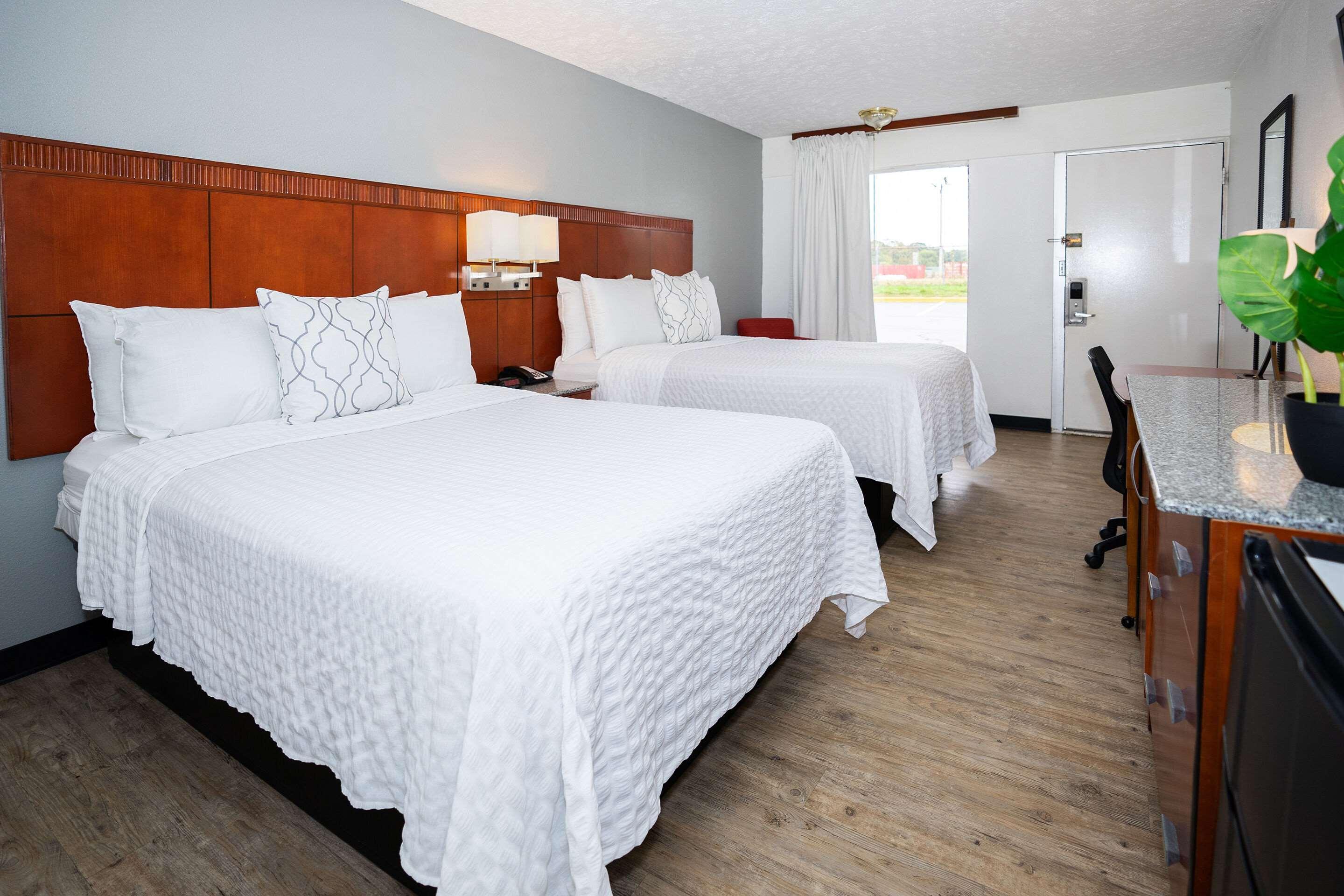 Ramada By Wyndham Lumberton Exterior foto