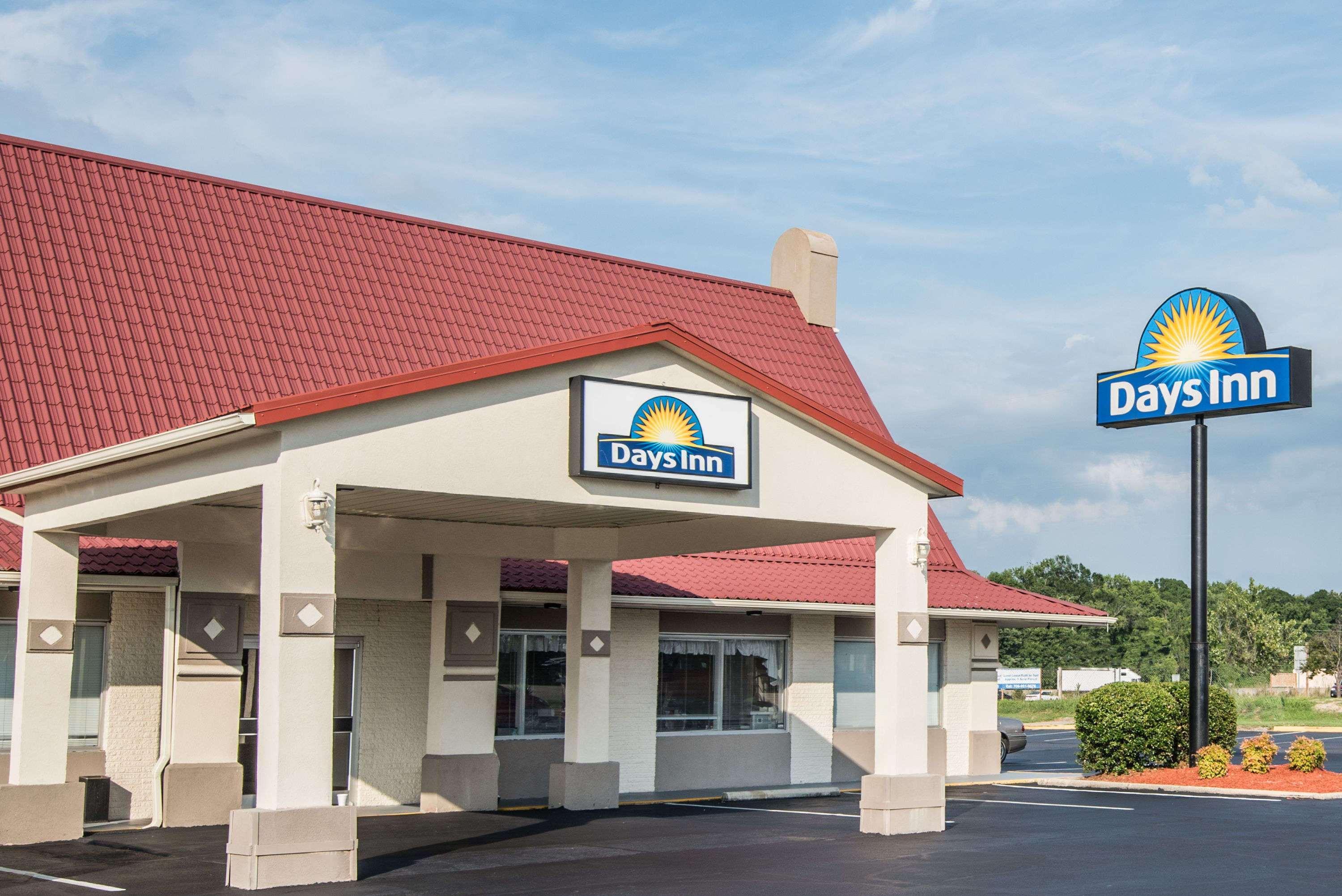 Ramada By Wyndham Lumberton Exterior foto