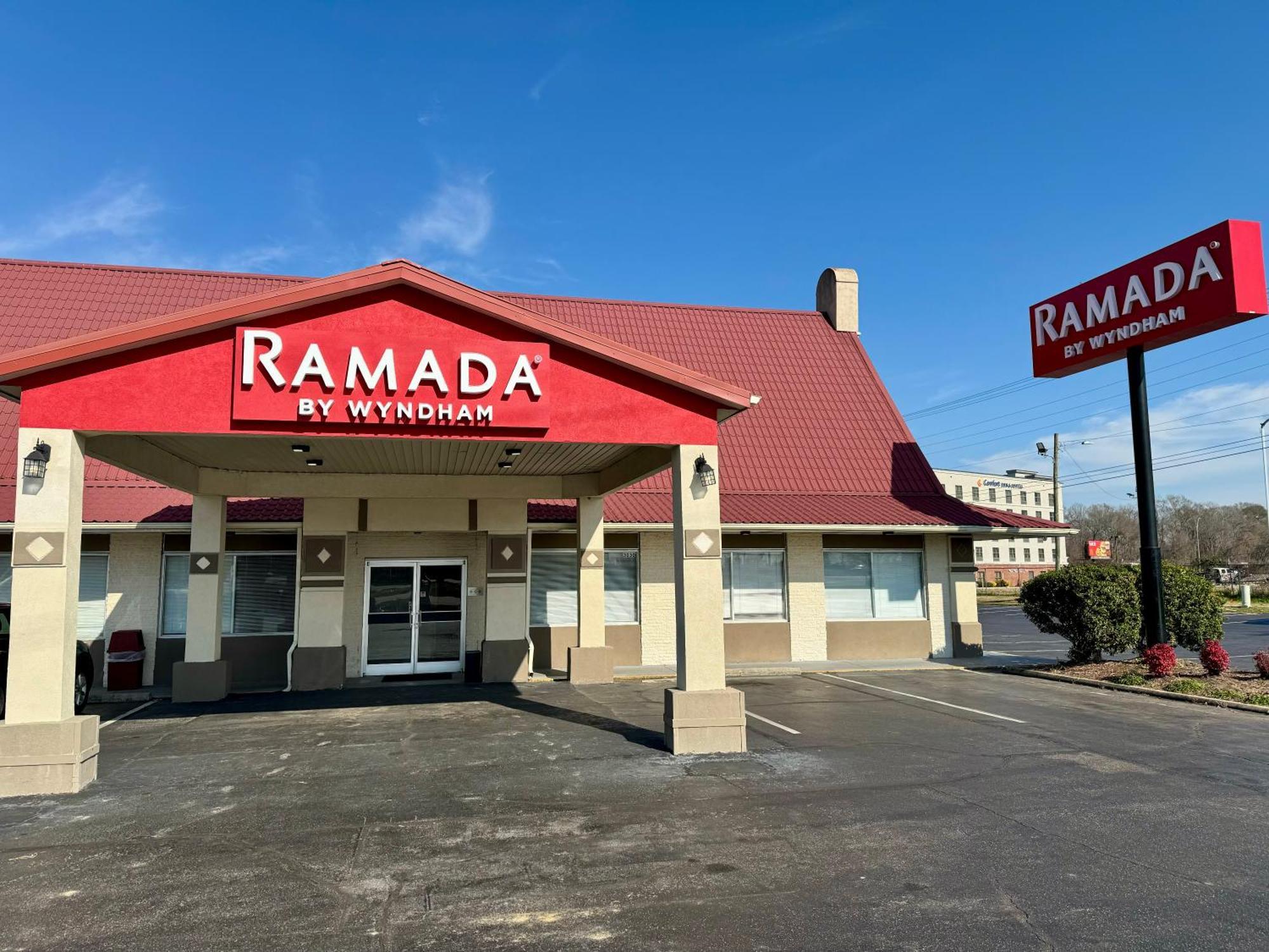 Ramada By Wyndham Lumberton Exterior foto